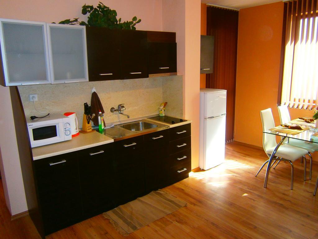 Apartments Stefi Pomorie Luaran gambar