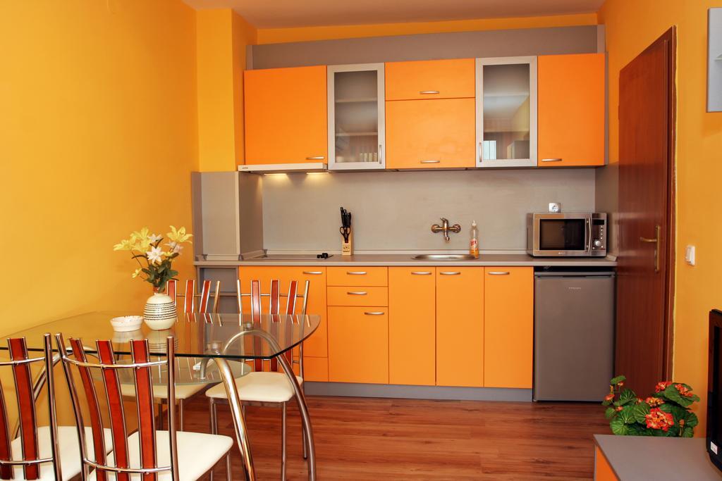 Apartments Stefi Pomorie Luaran gambar