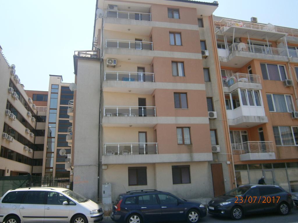 Apartments Stefi Pomorie Luaran gambar