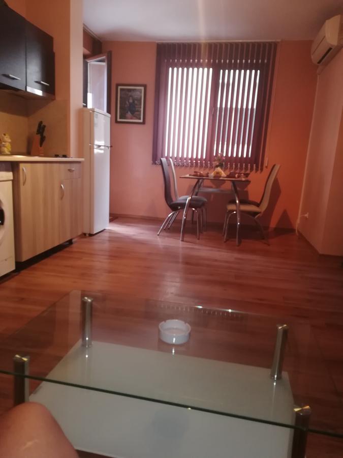 Apartments Stefi Pomorie Luaran gambar
